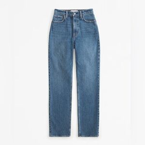 A&F Curve Love Ultra High Rise 90s Straight Jean